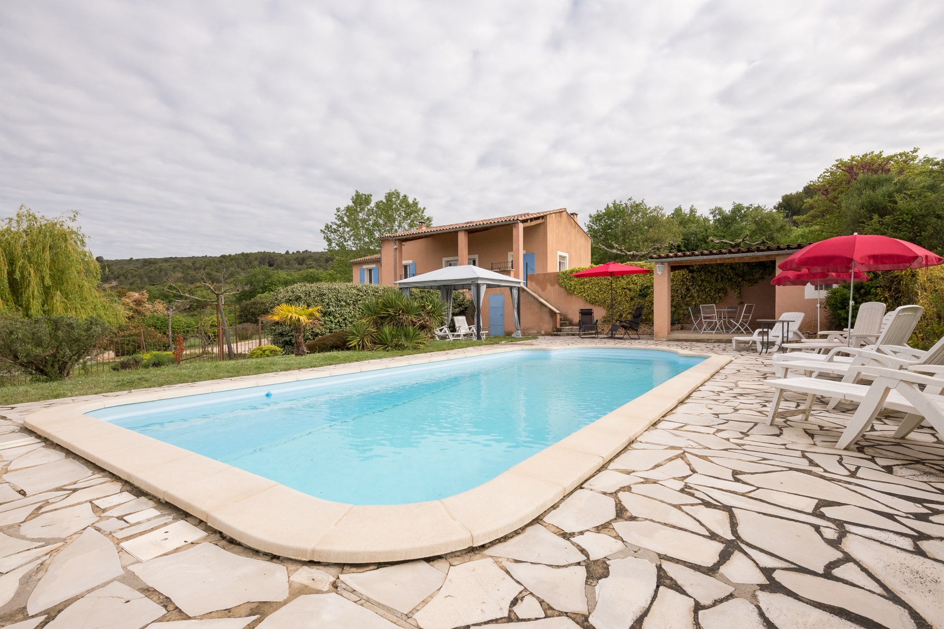 piscine mas provencal gite luberon